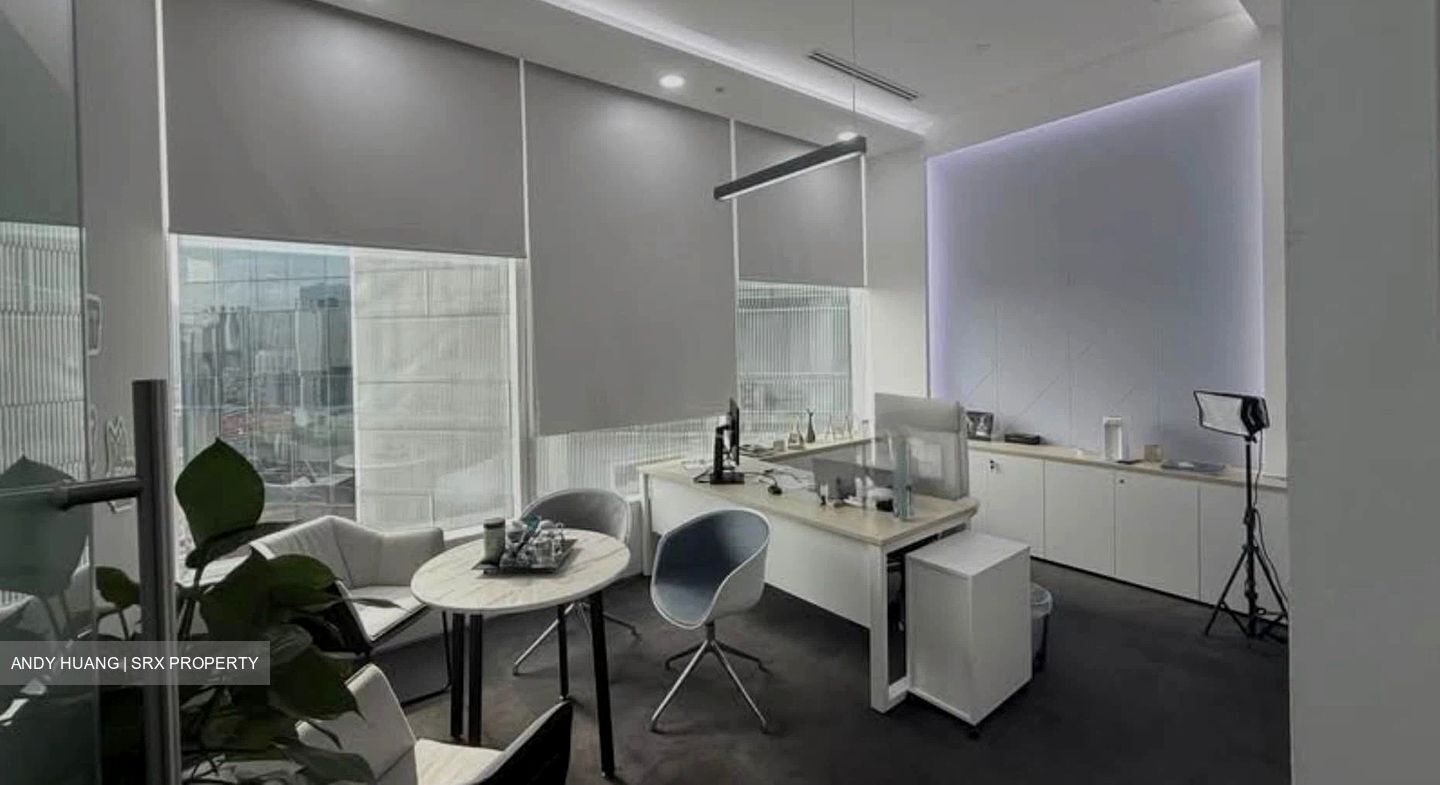 The Central (D1), Office #588184911